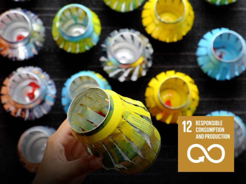 DIY Lantern from Newspaper